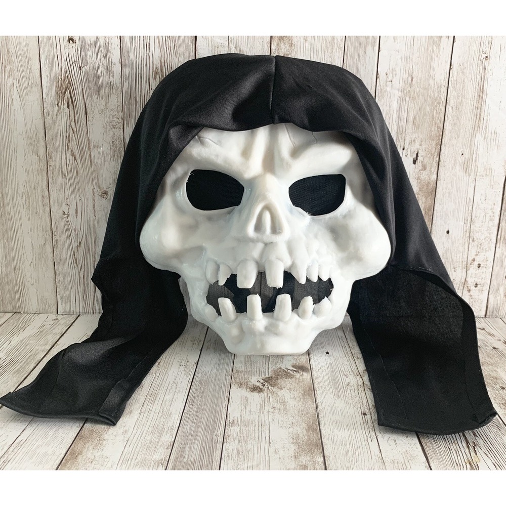 Vintage Fun World Div Halloween Mask Item #9211 Skull Face Glow in the Dark